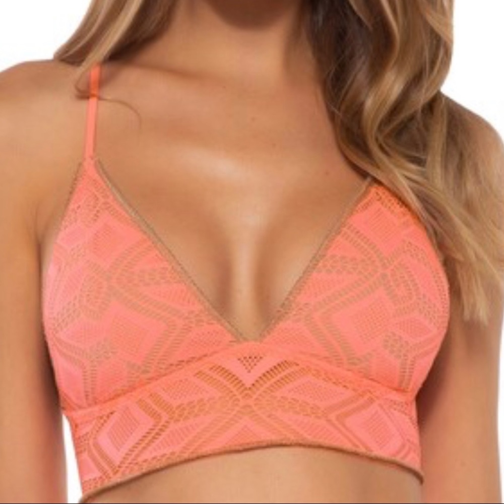Becca Bikini Top. S Pink/Nude crochet